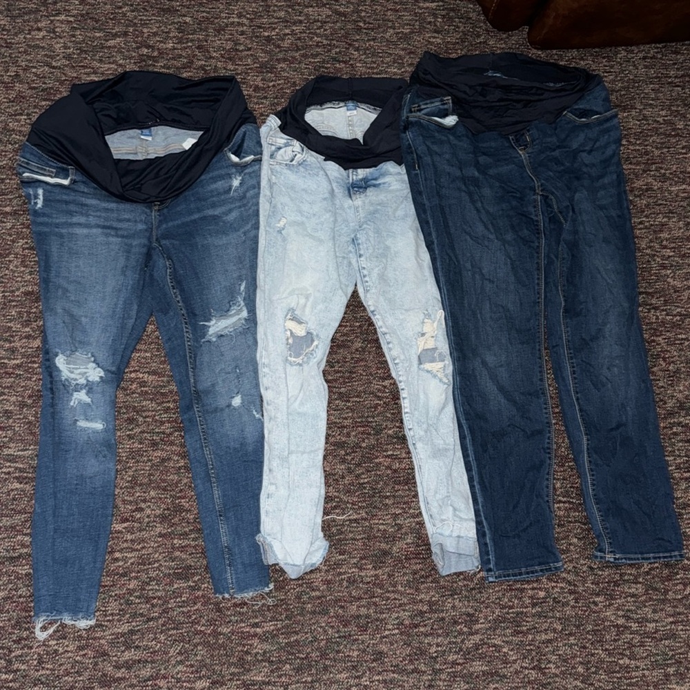 Old navy maternity jeans bundle